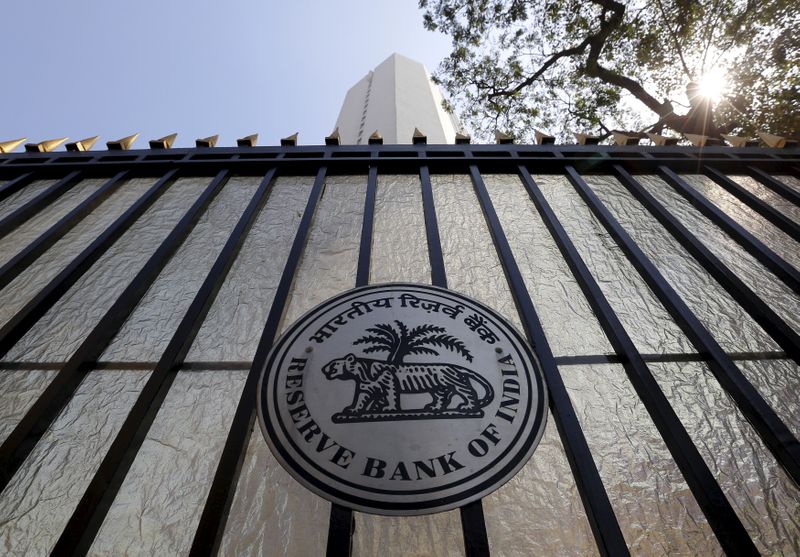 &copy; Reuters. The Reserve Bank of India (RBI) seal is pictured on a gate outside the RBI headquarters in Mumbai