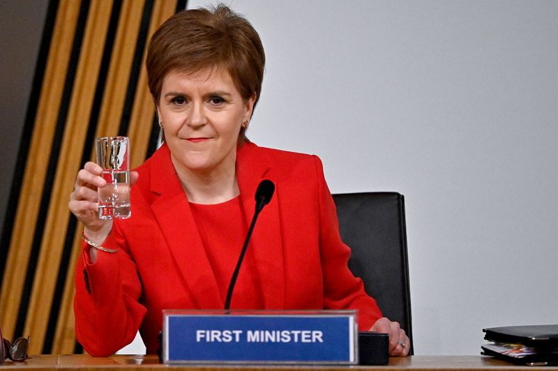 © Reuters. Nicola Sturgeon appears at inquiry into the Committee on the Scottish Government Handling of Harassment Complaints  against former FM Salmond in Edinburgh