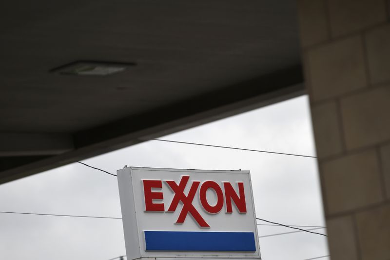 &copy; Reuters. An Exxon gas station is seen in Houston