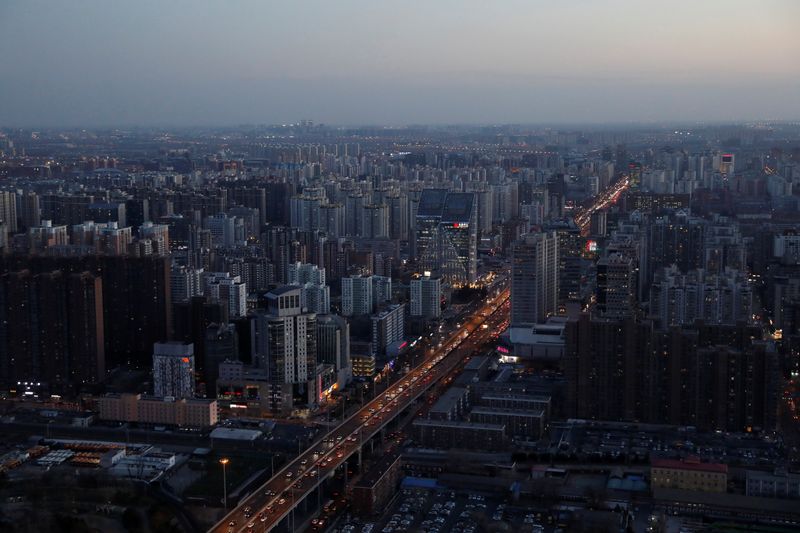 &copy; Reuters. General view shows the traffic during the evening rush hour in Beijing