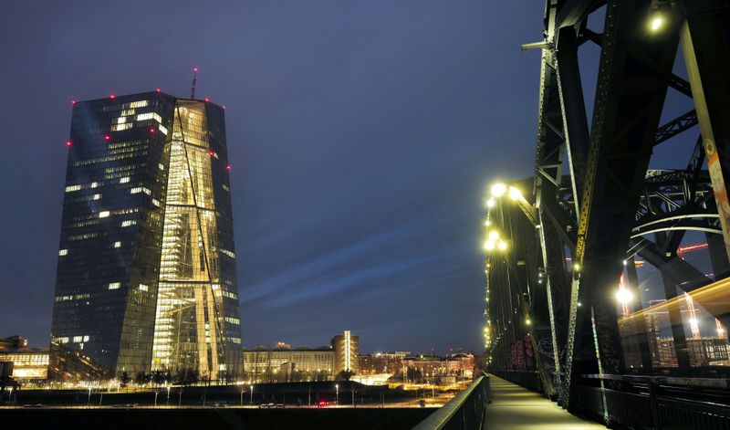 &copy; Reuters. FILE PHOTO: The headquarters of European Central Bank (ECB) in Frankfurt