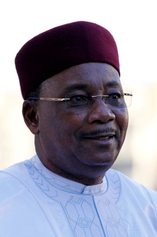 &copy; Reuters. رئيس النيجر إيسوفو يفوز بجائزة القيادة الأفريقية بقيمة 5 ملايين دولار