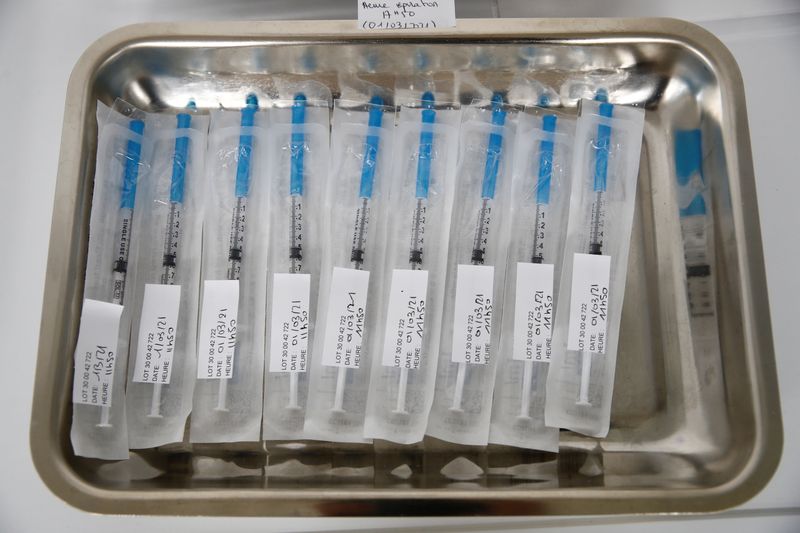 &copy; Reuters. Doses de vacina da Moderna contra Covid-19 em hospital francês