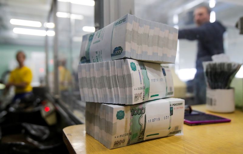 &copy; Reuters. Packs of 1000 Russian Roubles notes are pictured at Goznak printing factory in Moscow