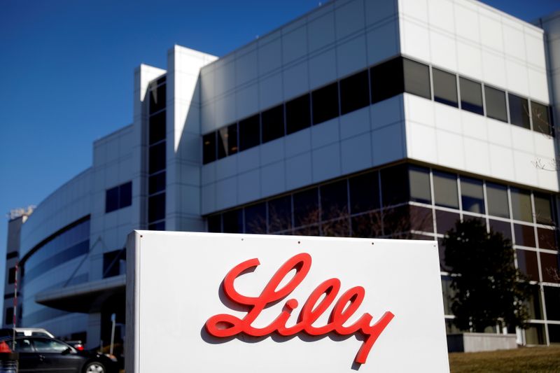 &copy; Reuters. An Eli Lilly and Company pharmaceutical manufacturing plant is pictured in Branchburg, New Jersey