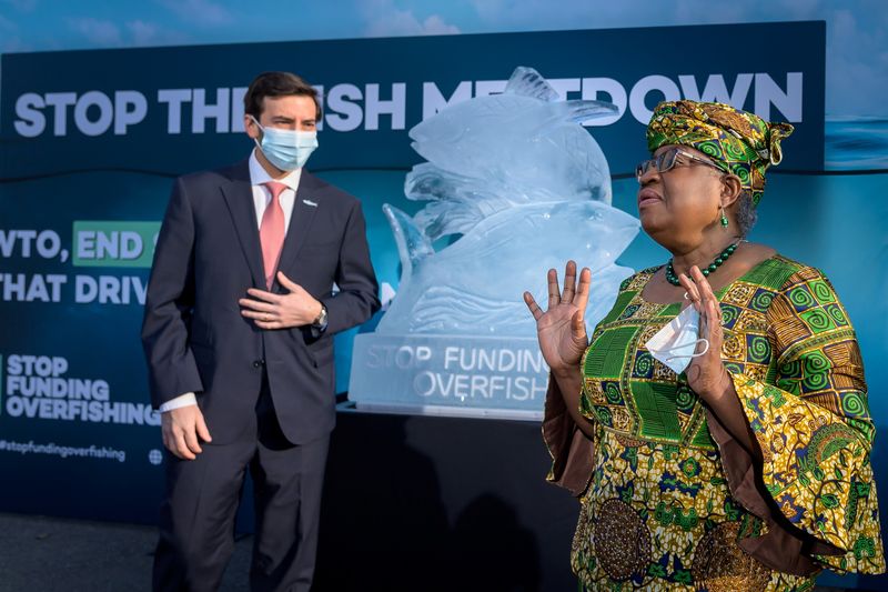 &copy; Reuters. FILE PHOTO: Nigeria&apos;s Okonjo-Iweala begins her term as WTO chief