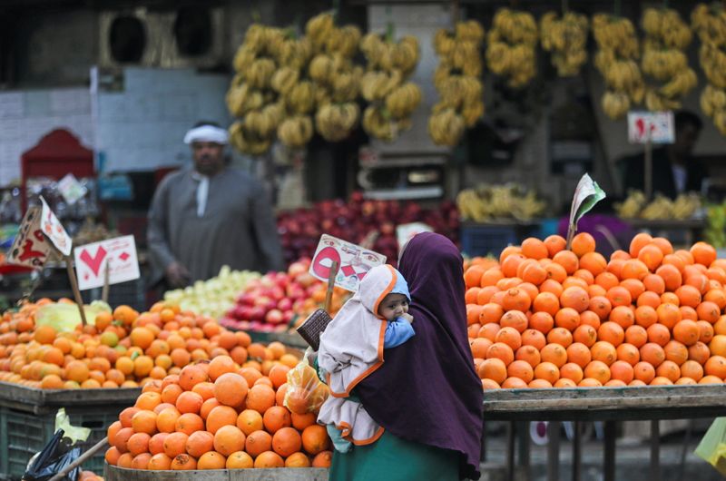 © Reuters. تضخم أسعار المستهلكين بالمدن المصرية يرتفع إلى 4.5% في فبراير