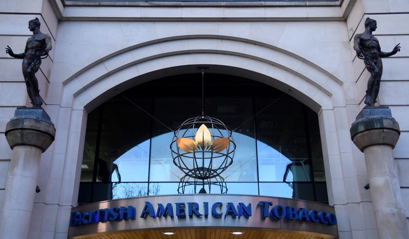 &copy; Reuters. FILE PHOTO: Signage is seen at the London offices of British American Tobacco, in London, Britain