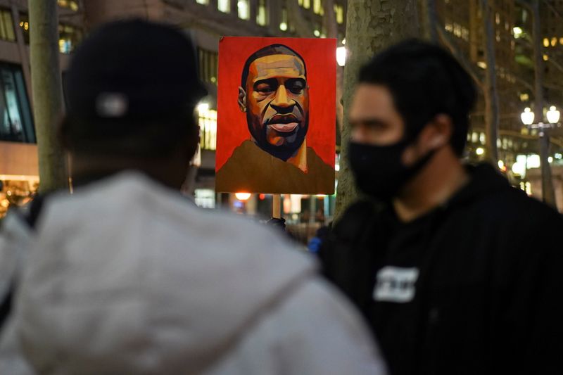 &copy; Reuters. Demonstrators take part in a Justice for George Floyd protest, in New York