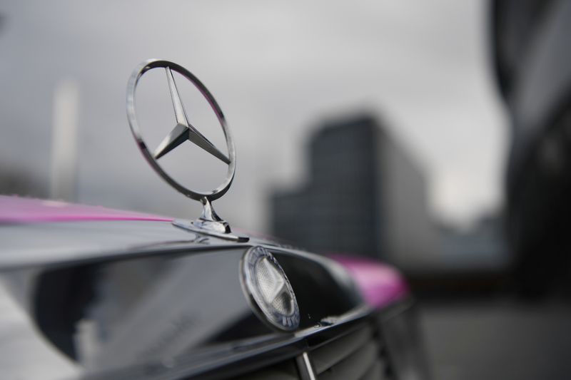 &copy; Reuters. DAIMLER RAPPELLE 2,6 MILLIONS DE VÉHICULES EN CHINE POUR UN PROBLÈME DE LOGICIEL