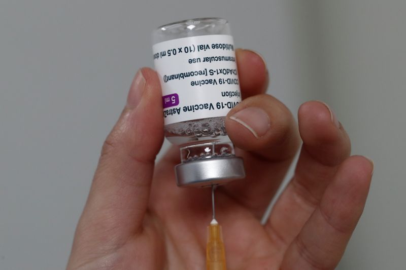&copy; Reuters. 米、アストラ製ワクチン一定量を保管　迅速な接種へ＝ホワイトハウス