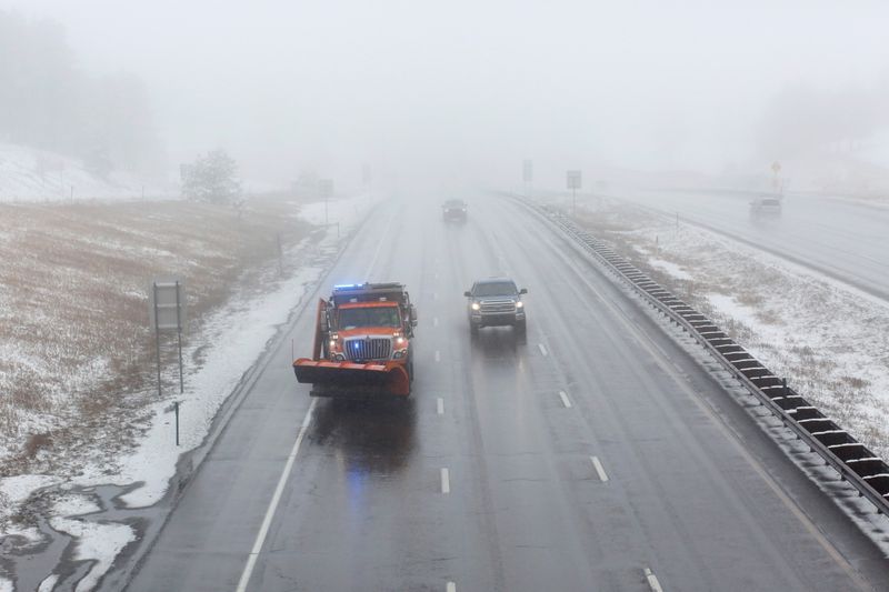 © Reuters. Severe winter storm hits Denver