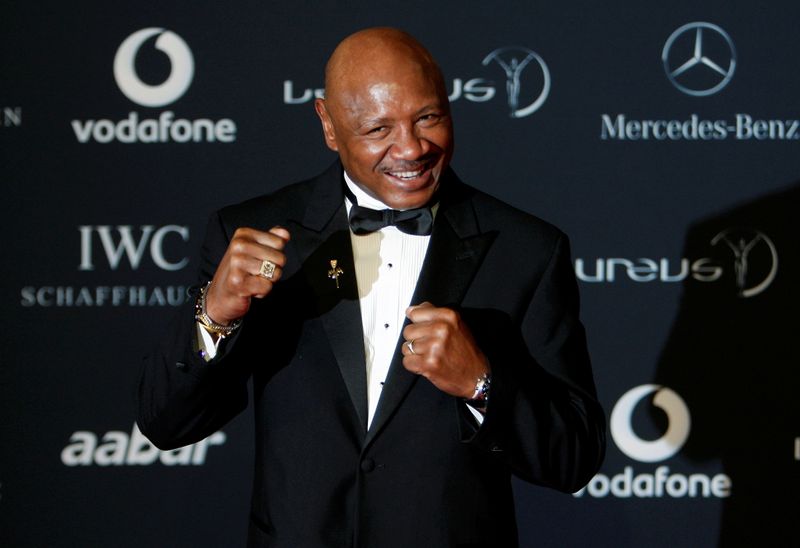 © Reuters. FILE PHOTO: Former world middleweight champion Hagler poses on the red carpet as he arrives for the Laureus World Sports Awards in Abu Dhabi