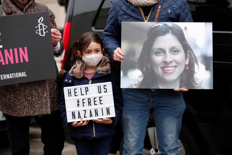 &copy; Reuters. FILE PHOTO: Richard Ratcliffe protests outside Iranian Embassy in London