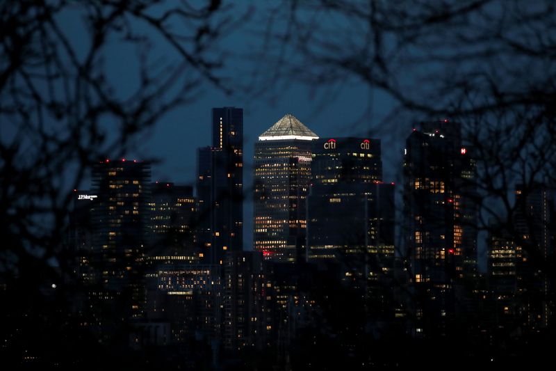 &copy; Reuters. Canary Wharf business district in London