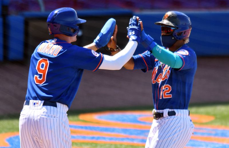 &copy; Reuters. MLB: St. Louis Cardinals at New York Mets