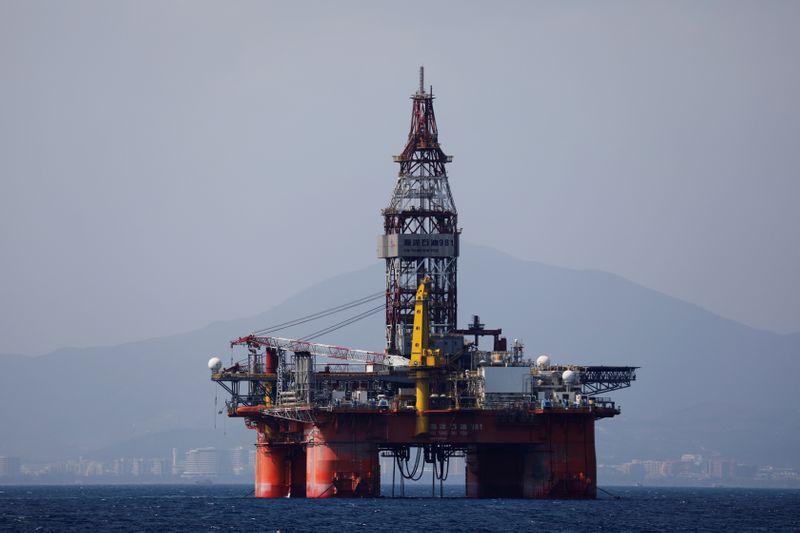 &copy; Reuters. Una piattaforma China National Offshore Oil Corporation nella provincia cinese di Hainan