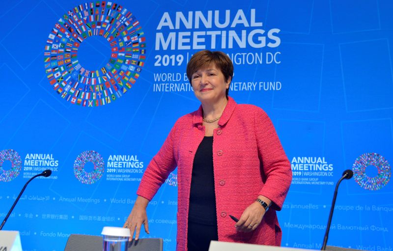 &copy; Reuters. FOTO DE ARCHIVO-La directora gerente del Fondo Monetario Internacional (FMI), Kristalina Georgieva, llega a una conferencia de prensa de apertura durante las Reuniones Anuales de Otoño de 2019 de ministros de finanzas y gobernadores de bancos del FMI y e