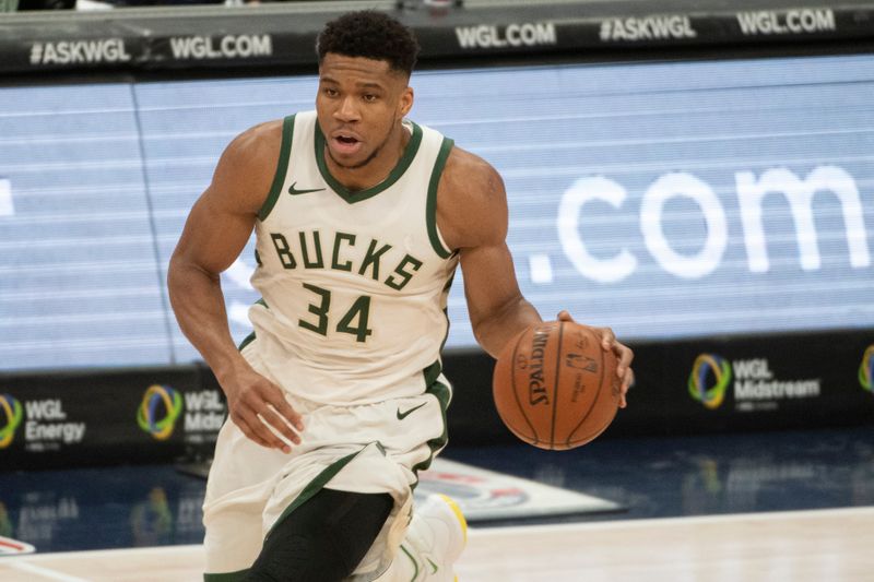 &copy; Reuters. FILE PHOTO: NBA: Milwaukee Bucks at Washington Wizards