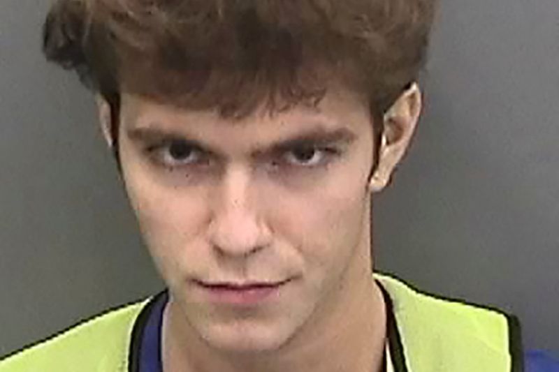 © Reuters. FILE PHOTO: Graham Ivan Clark, 17, poses for a booking photo at Hillsborough County Jail in Tampa