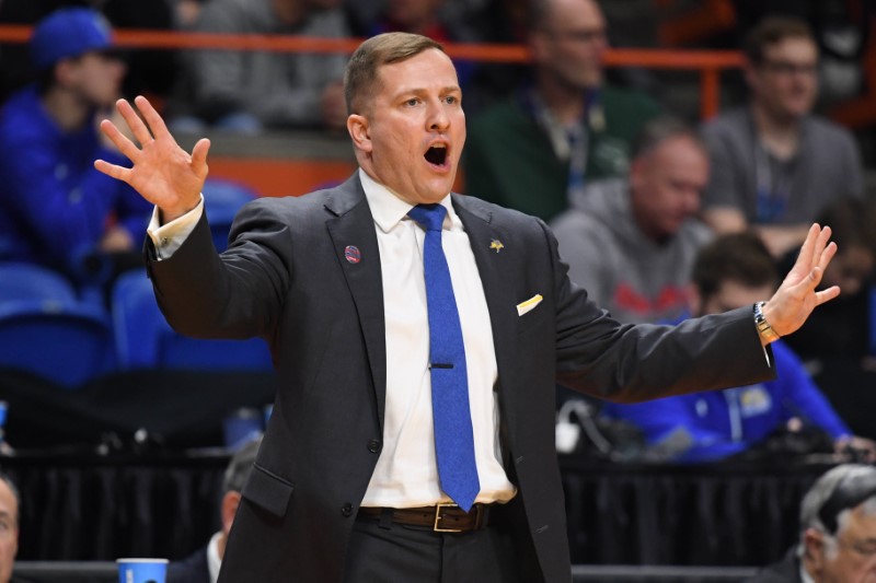 &copy; Reuters. NCAA Basketball: NCAA Tournament-First Round-South Dakota State vs Ohio State