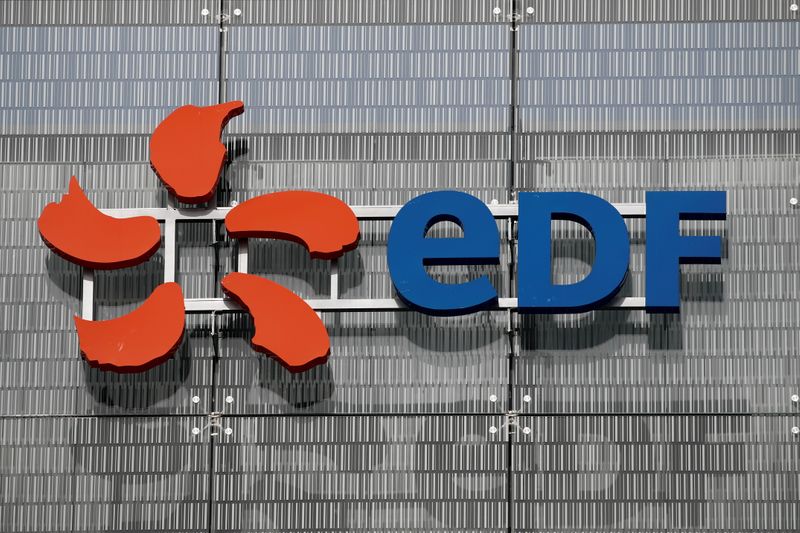 &copy; Reuters. FILE PHOTO: The company logo for Electricite de France (EDF) is seen in Paris