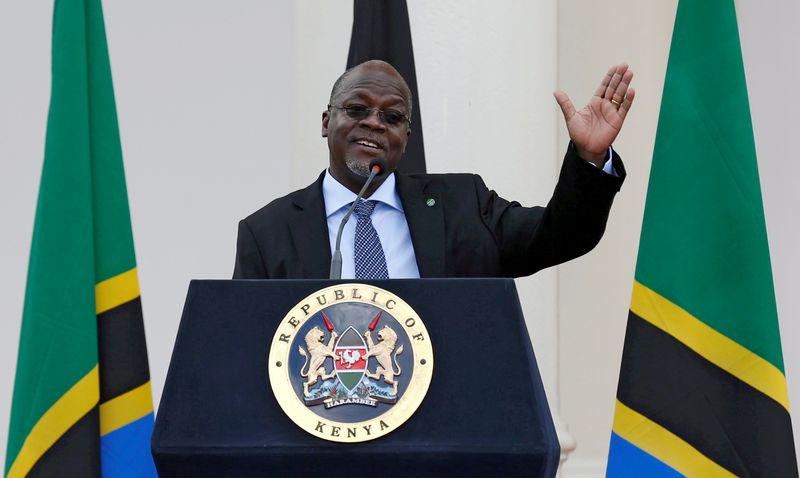 &copy; Reuters. نائبة رئيس تنزانيا تعلن على التلفزيون الرسمي وفاة الرئيس جون ماجوفولي