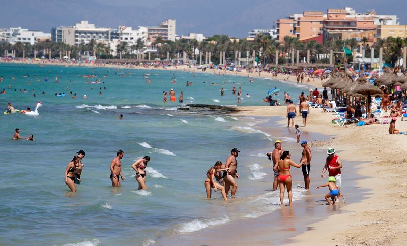 Locked-down Spaniards seethe with envy as Germans flock to Mallorca