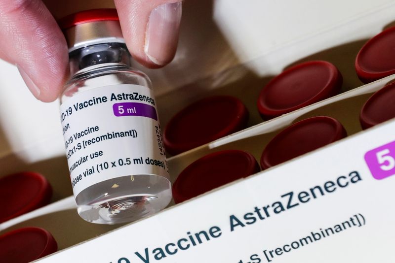 © Reuters. Vial with the AstraZeneca's coronavirus disease (COVID-19) vaccine is pictured in Berlin