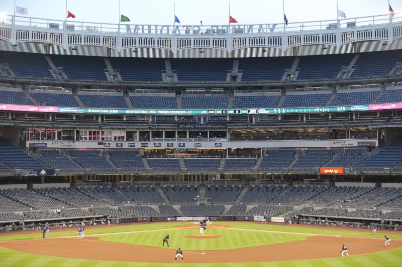 &copy; Reuters. MLB: Exhibition-New York Mets at New York Yankees