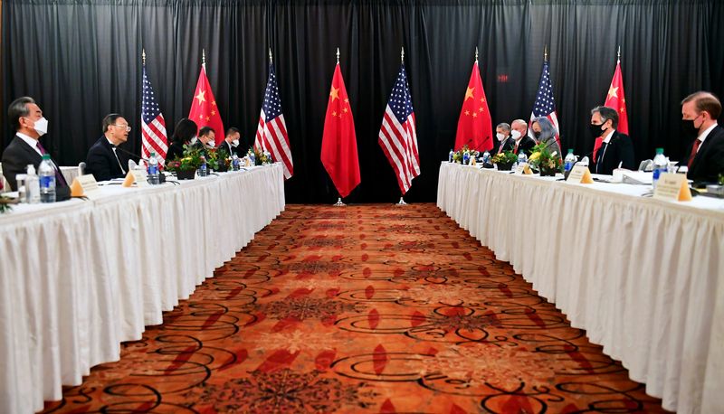 &copy; Reuters. FILE PHOTO: U.S.-China talks in Anchorage
