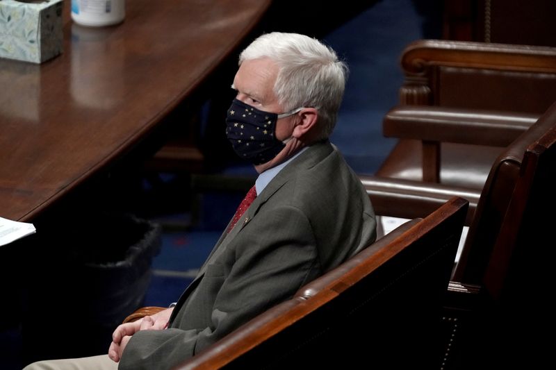 &copy; Reuters. FILE PHOTO: U.S. Rep. Mo Brooks (R-AL) attends a joint session of Congress in Washington