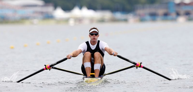 &copy; Reuters. New Zealand&apos;s Mahe Drysdale rows during the men&apos;s rowing single sculls heat at the Eton Dorney during the London 2012 Olympic Games