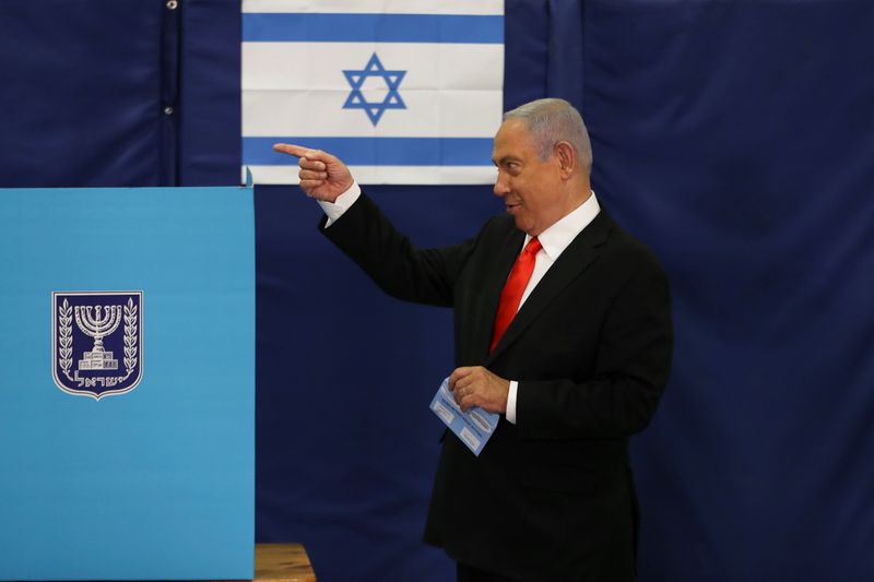 &copy; Reuters. Premiê israelense, Benjamin Netanyahu, vota em Jerusalém