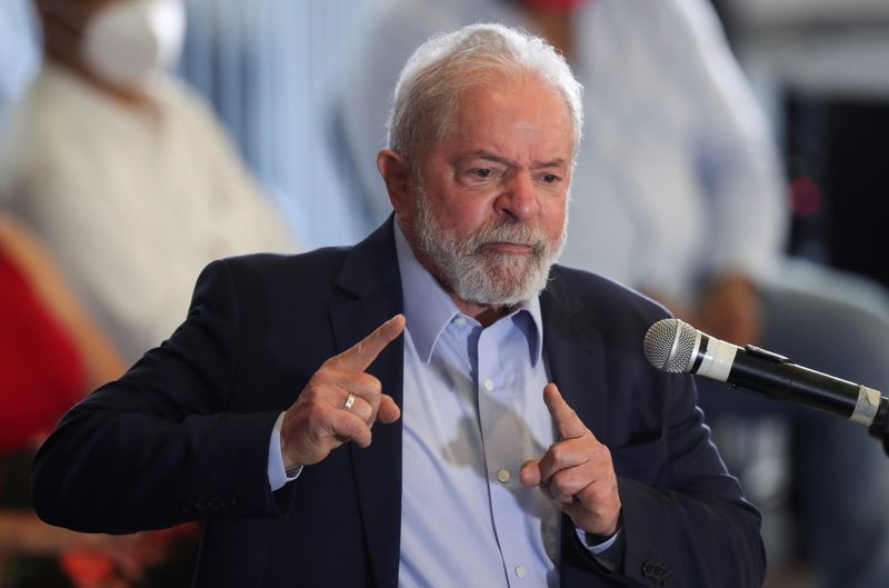 &copy; Reuters. Brazil&apos;s former President Lula attends a news conference in Sao Bernardo do Campo