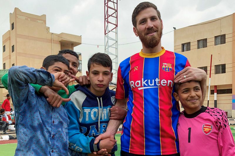 &copy; Reuters. Messi doppelganger in Egypt becomes local celebrity