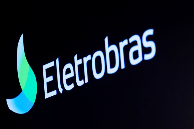 &copy; Reuters. Logo da Eletrobras em tela na bolsa de valores de Nova York, EUA