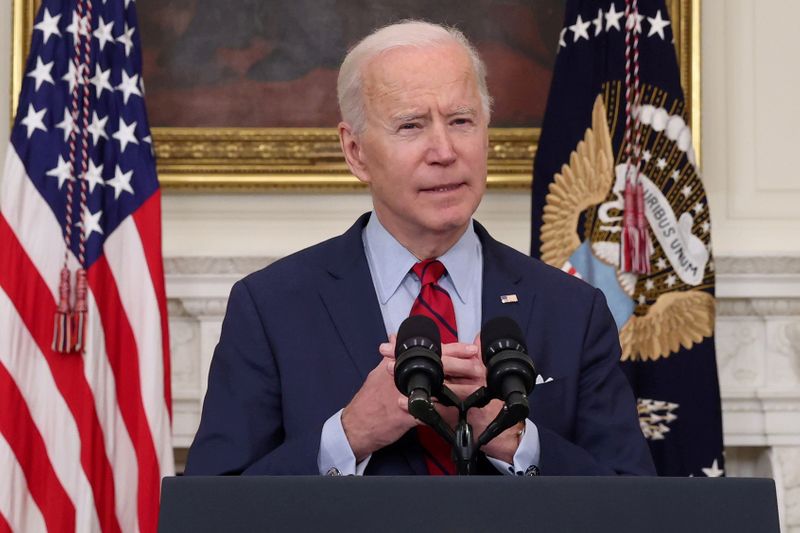 &copy; Reuters. FILE PHOTO: U.S. President Joe Biden comments on the shooting in Colorado at the White House in Washington