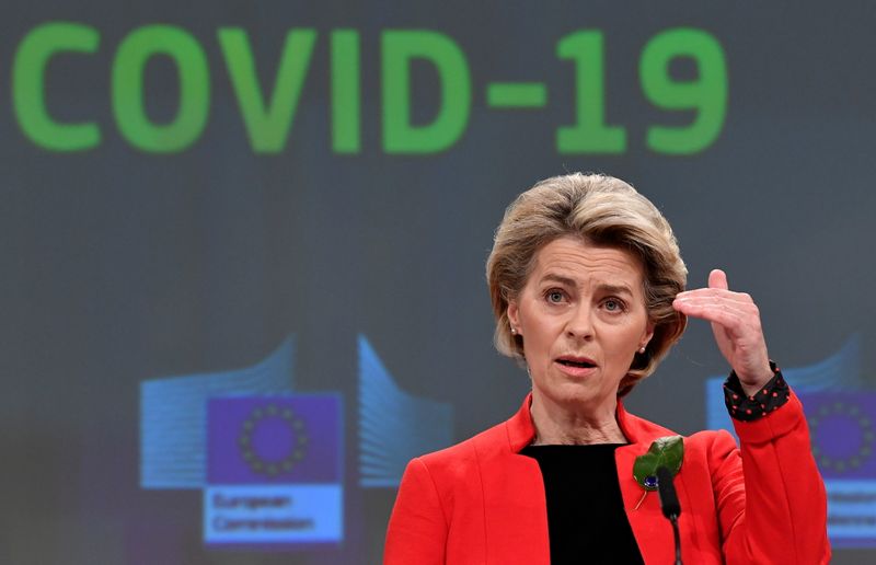 &copy; Reuters. La presidente della Commissione Europea Ursula von der Leyen durante una conferenza stampa