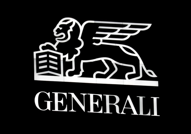 &copy; Reuters. Logo Generali presso uffici di Milano