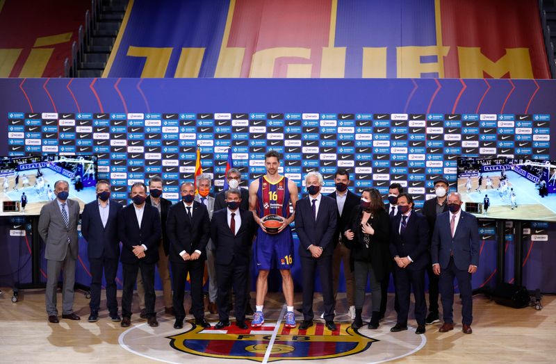 &copy; Reuters. Pau Gasol Presentation