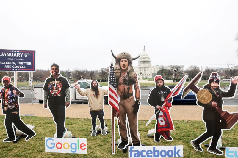 &copy; Reuters. Instalação do SumOfUs em protesto perto do Capitólio,  Washington