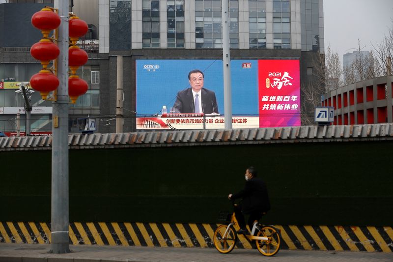 &copy; Reuters. Premiê da China diz que vai manter as operações econômicas dentro de faixa razoável, segundo mídia estatal