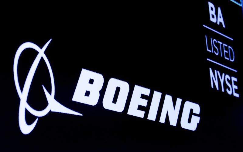 © Reuters. FILE PHOTO: The Boeing logo is displayed on a screen at the NYSE in New York