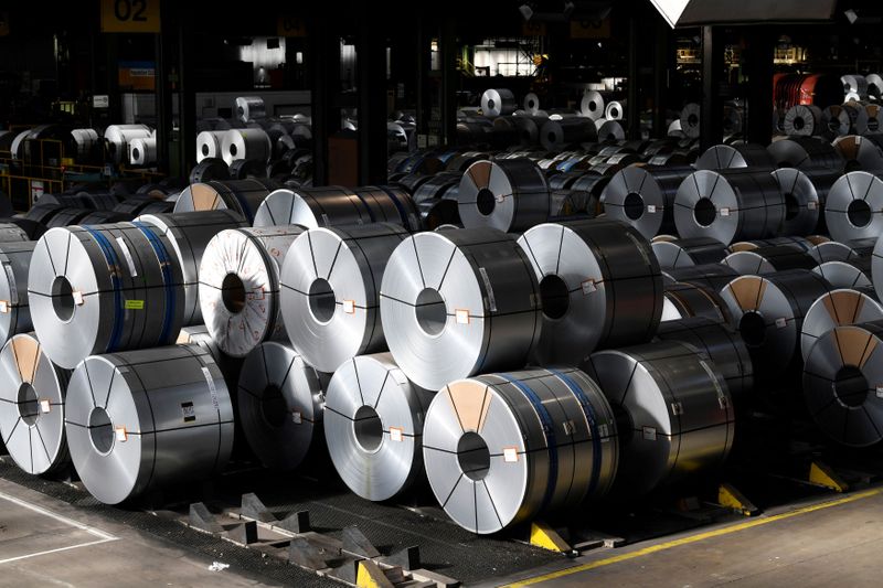 &copy; Reuters. FILE PHOTO: Steel rolls are pictured at the plant of German steel company Salzgitter AG in Salzgitter