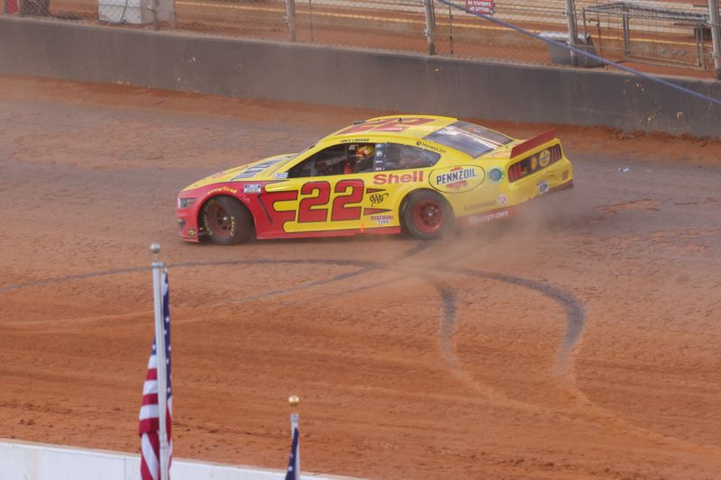 &copy; Reuters. NASCAR: Food City Dirt Race