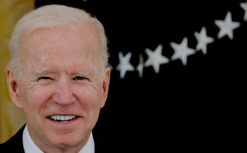 &copy; Reuters. FILE PHOTO: U.S. President Biden holds Cabinet meeting at the White House in Washington