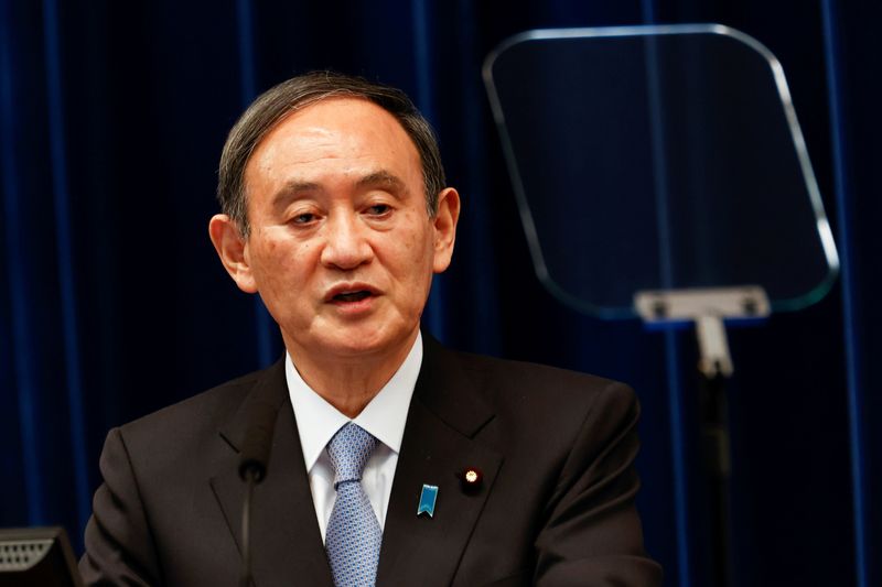 &copy; Reuters. FILE PHOTO: PM Yoshihide Suga&apos;s news conference