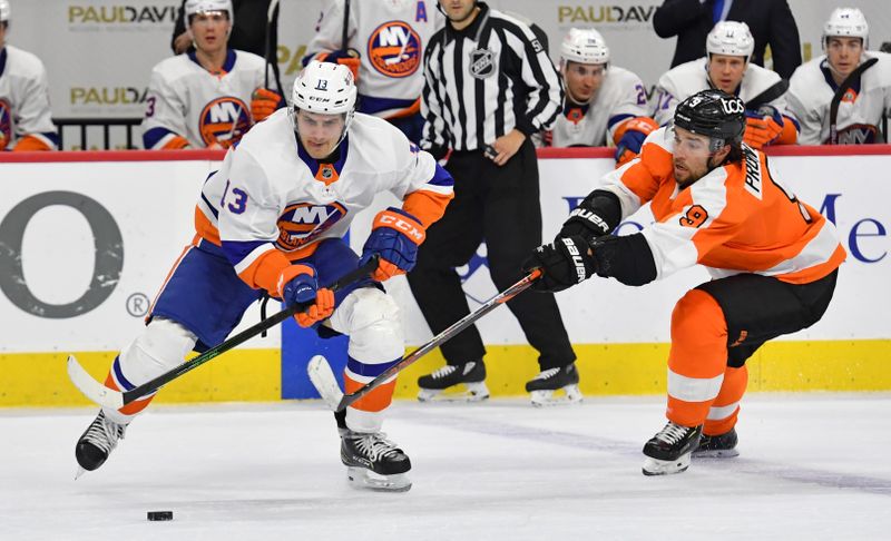 &copy; Reuters. NHL: New York Islanders at Philadelphia Flyers