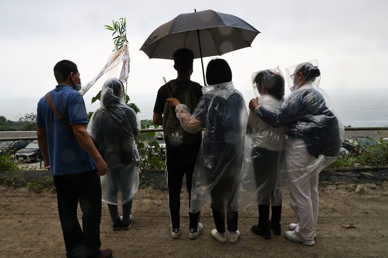 &copy; Reuters. Day after train derailment in eastern Taiwan